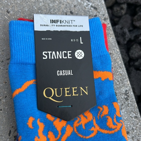 NWT Stance Queen Hot Space Socks
Colorblock 13" - Picture 6 of 13